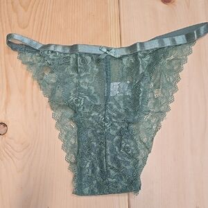 Knotty Size L  Green Lace Panties